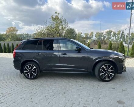 Серый Вольво ХС90, объемом двигателя 1.97 л и пробегом 50 тыс. км за 53700 $, фото 1 на Automoto.ua