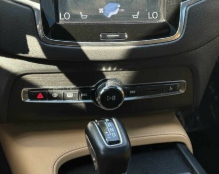 Сірий Вольво ХС90, об'ємом двигуна 2 л та пробігом 15 тис. км за 10500 $, фото 10 на Automoto.ua