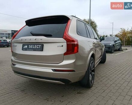 Вольво ХС90 2022 в Киеве на Automoto.ua Серый Вольво ХС90, объемом двигателя 1.97 л и пробегом 51 тыс. км за 57900 $, фото 13 на Automoto.ua