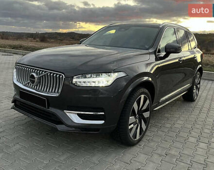 Серый Вольво ХС90, объемом двигателя 1.97 л и пробегом 35 тыс. км за 41200 $, фото 3 на Automoto.ua