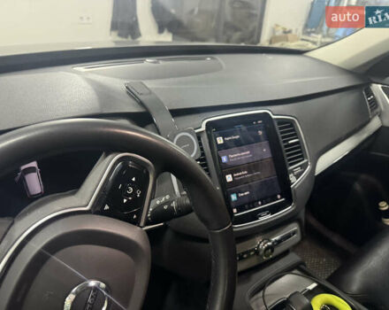 Серый Вольво ХС90, объемом двигателя 1.97 л и пробегом 122 тыс. км за 41000 $, фото 8 на Automoto.ua