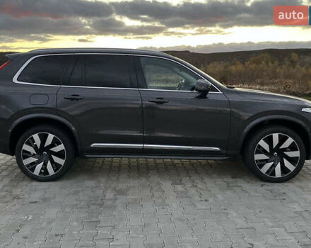 Серый Вольво ХС90, объемом двигателя 1.97 л и пробегом 35 тыс. км за 41200 $, фото 6 на Automoto.ua