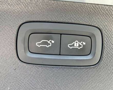 Серый Вольво ХС90, объемом двигателя 2 л и пробегом 40 тыс. км за 33000 $, фото 23 на Automoto.ua