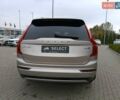 Вольво ХС90 2022 в Киеве на Automoto.ua Серый Вольво ХС90, объемом двигателя 1.97 л и пробегом 51 тыс. км за 57900 $, фото 12 на Automoto.ua