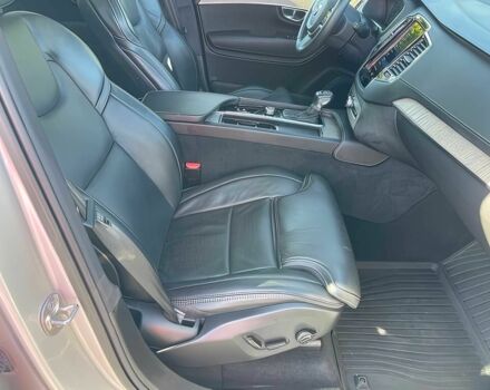 Серый Вольво ХС90, объемом двигателя 2 л и пробегом 21 тыс. км за 10400 $, фото 10 на Automoto.ua