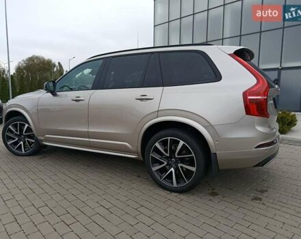 Вольво ХС90 2022 в Киеве на Automoto.ua Серый Вольво ХС90, объемом двигателя 1.97 л и пробегом 51 тыс. км за 57900 $, фото 7 на Automoto.ua