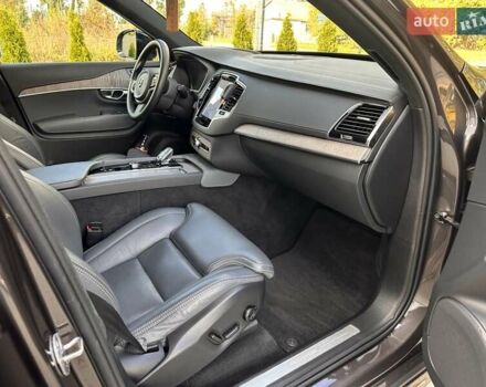 Серый Вольво ХС90, объемом двигателя 1.97 л и пробегом 50 тыс. км за 53700 $, фото 17 на Automoto.ua