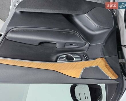 Сірий Вольво ХС90, об'ємом двигуна 1.97 л та пробігом 41 тис. км за 51999 $, фото 23 на Automoto.ua