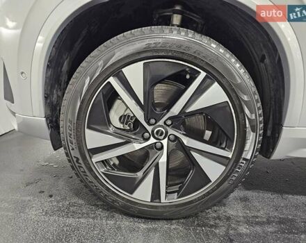 Сірий Вольво ХС90, об'ємом двигуна 1.97 л та пробігом 41 тис. км за 51999 $, фото 41 на Automoto.ua