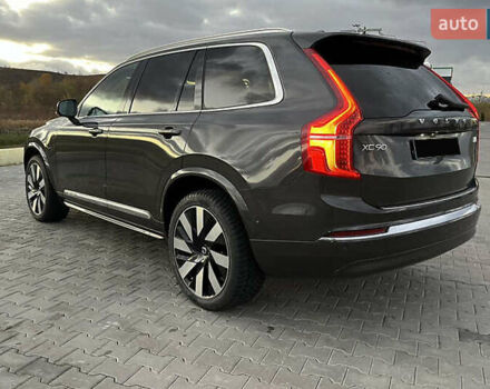 Серый Вольво ХС90, объемом двигателя 1.97 л и пробегом 35 тыс. км за 41200 $, фото 4 на Automoto.ua