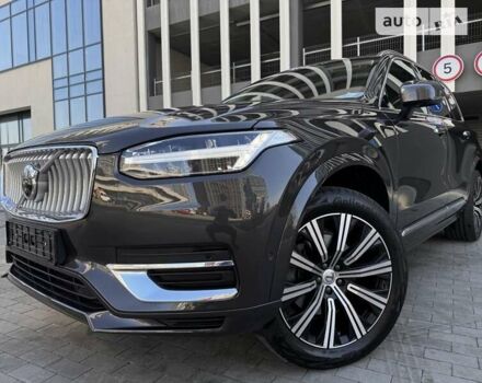 Серый Вольво ХС90, объемом двигателя 2 л и пробегом 14 тыс. км за 69333 $, фото 25 на Automoto.ua