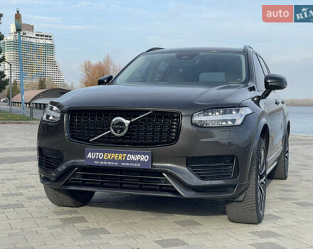 Серый Вольво ХС90, объемом двигателя 2 л и пробегом 65 тыс. км за 62400 $, фото 12 на Automoto.ua