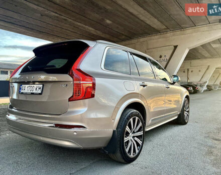 Вольво ХС90 2023 в Киеве на Automoto.ua Серый Вольво ХС90, объемом двигателя 1.97 л и пробегом 114 тыс. км за 53500 $, фото 27 на Automoto.ua