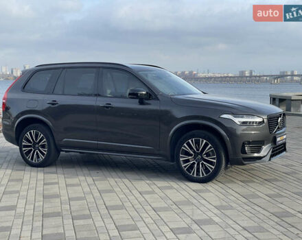 Серый Вольво ХС90, объемом двигателя 2 л и пробегом 65 тыс. км за 62400 $, фото 7 на Automoto.ua