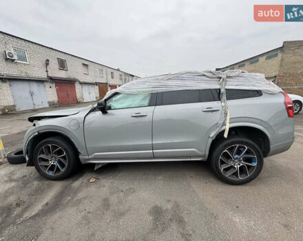 Серый Вольво ХС90, объемом двигателя 2 л и пробегом 80 тыс. км за 12500 $, фото 1 на Automoto.ua