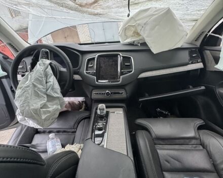 Сірий Вольво ХС90, об'ємом двигуна 2 л та пробігом 80 тис. км за 12500 $, фото 7 на Automoto.ua