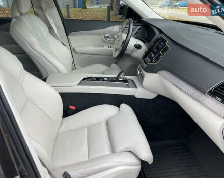 Серый Вольво ХС90, объемом двигателя 2 л и пробегом 65 тыс. км за 62400 $, фото 21 на Automoto.ua