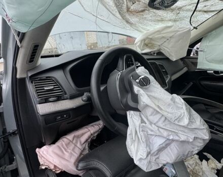 Сірий Вольво ХС90, об'ємом двигуна 2 л та пробігом 80 тис. км за 12500 $, фото 8 на Automoto.ua