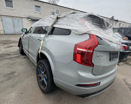 Серый Вольво ХС90, объемом двигателя 2 л и пробегом 80 тыс. км за 12500 $, фото 2 на Automoto.ua