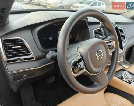 Сірий Вольво ХС90, об'ємом двигуна 1.97 л та пробігом 21 тис. км за 62000 $, фото 8 на Automoto.ua