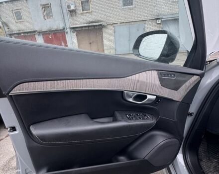 Сірий Вольво ХС90, об'ємом двигуна 2 л та пробігом 80 тис. км за 12500 $, фото 12 на Automoto.ua