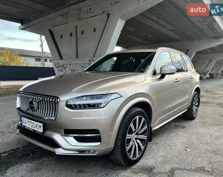 Вольво ХС90 2023 в Киеве на Automoto.ua Серый Вольво ХС90, объемом двигателя 1.97 л и пробегом 114 тыс. км за 53500 $, фото 11 на Automoto.ua