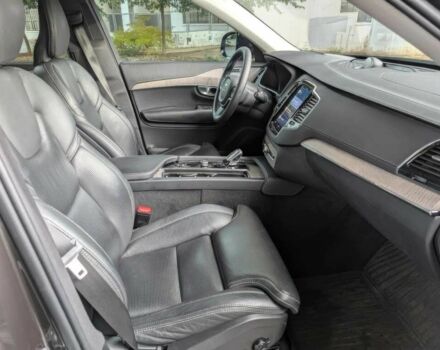 Сірий Вольво ХС90, об'ємом двигуна 2 л та пробігом 20 тис. км за 23200 $, фото 7 на Automoto.ua