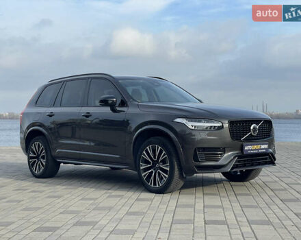 Серый Вольво ХС90, объемом двигателя 2 л и пробегом 65 тыс. км за 62400 $, фото 8 на Automoto.ua