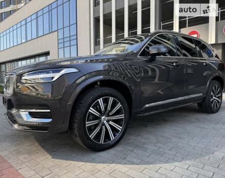 Серый Вольво ХС90, объемом двигателя 2 л и пробегом 14 тыс. км за 69333 $, фото 8 на Automoto.ua