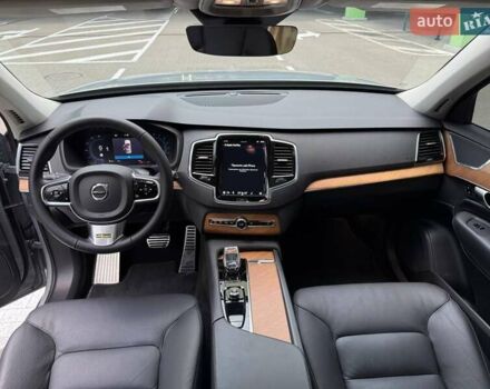 Серый Вольво ХС90, объемом двигателя 2 л и пробегом 24 тыс. км за 47000 $, фото 12 на Automoto.ua