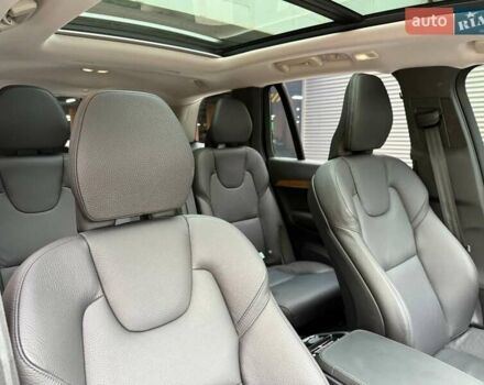 Серый Вольво ХС90, объемом двигателя 2 л и пробегом 24 тыс. км за 47000 $, фото 16 на Automoto.ua