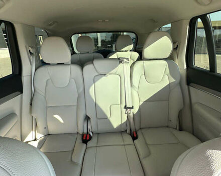 Серый Вольво ХС90, объемом двигателя 1.97 л и пробегом 12 тыс. км за 60500 $, фото 4 на Automoto.ua