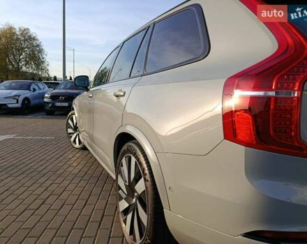 Серый Вольво ХС90, объемом двигателя 1.97 л и пробегом 21 тыс. км за 83700 $, фото 12 на Automoto.ua