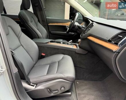 Серый Вольво ХС90, объемом двигателя 2 л и пробегом 24 тыс. км за 47000 $, фото 15 на Automoto.ua