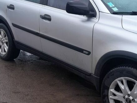 Сірий Вольво ХС90, об'ємом двигуна 2.4 л та пробігом 200 тис. км за 6062 $, фото 1 на Automoto.ua