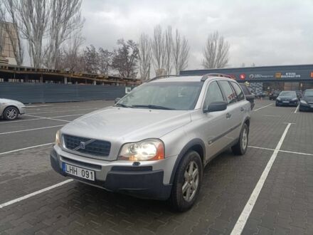 Сірий Вольво ХС90, об'ємом двигуна 2.4 л та пробігом 316 тис. км за 5600 $, фото 1 на Automoto.ua