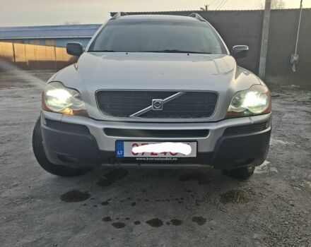 Серый Вольво ХС90, объемом двигателя 0 л и пробегом 340 тыс. км за 5600 $, фото 1 на Automoto.ua