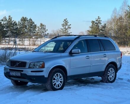 Серый Вольво ХС90, объемом двигателя 2.4 л и пробегом 247 тыс. км за 2750 $, фото 1 на Automoto.ua