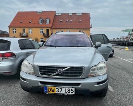 Серый Вольво ХС90, объемом двигателя 2 л и пробегом 400 тыс. км за 3544 $, фото 1 на Automoto.ua