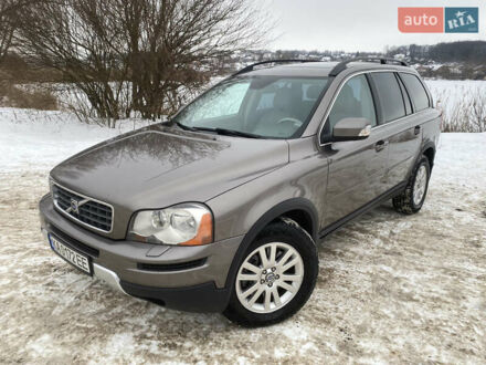 Серый Вольво ХС90, объемом двигателя 2.52 л и пробегом 261 тыс. км за 10800 $, фото 1 на Automoto.ua