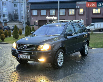 Серый Вольво ХС90, объемом двигателя 2.4 л и пробегом 260 тыс. км за 12000 $, фото 1 на Automoto.ua