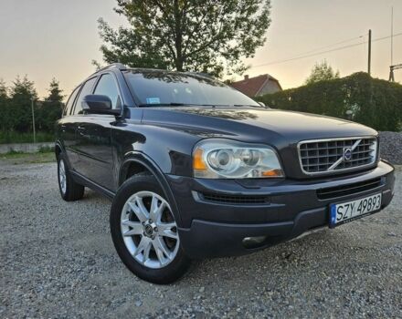 Серый Вольво ХС90, объемом двигателя 2.4 л и пробегом 219 тыс. км за 3500 $, фото 1 на Automoto.ua