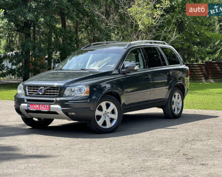 Серый Вольво ХС90, объемом двигателя 2.4 л и пробегом 272 тыс. км за 16990 $, фото 1 на Automoto.ua