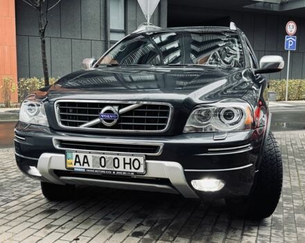 Серый Вольво ХС90, объемом двигателя 2.4 л и пробегом 270 тыс. км за 20500 $, фото 1 на Automoto.ua
