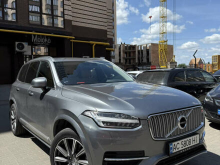 Серый Вольво ХС90, объемом двигателя 1.97 л и пробегом 210 тыс. км за 27500 $, фото 1 на Automoto.ua