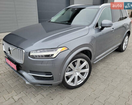 Сірий Вольво ХС90, об'ємом двигуна 1.97 л та пробігом 180 тис. км за 32000 $, фото 1 на Automoto.ua