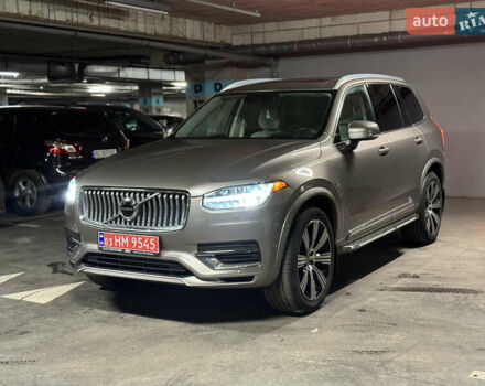 Серый Вольво ХС90, объемом двигателя 2 л и пробегом 93 тыс. км за 49999 $, фото 1 на Automoto.ua