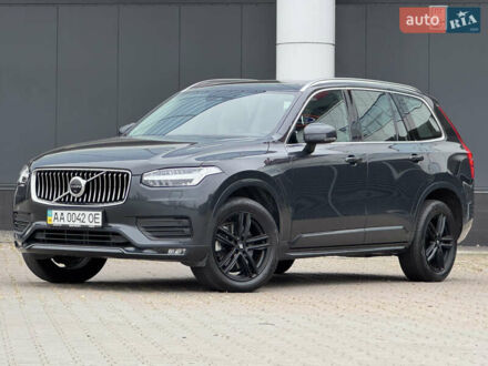 Вольво ХС90 2020 в Киеве на Automoto.ua Серый Вольво ХС90, объемом двигателя 1.97 л и пробегом 127 тыс. км за 47900 $, фото 1 на Automoto.ua