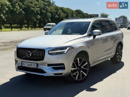 Вольво ХС90 2021 в Киеве на Automoto.ua Серый Вольво ХС90, объемом двигателя 1.97 л и пробегом 39 тыс. км за 52800 $, фото 1 на Automoto.ua