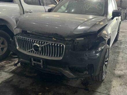 Серый Вольво ХС90, объемом двигателя 2 л и пробегом 95 тыс. км за 23950 $, фото 1 на Automoto.ua